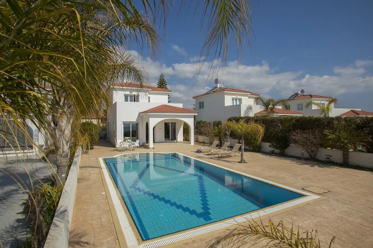 Ayia Thekla Sea Front Villa Ayia Napa Cypern