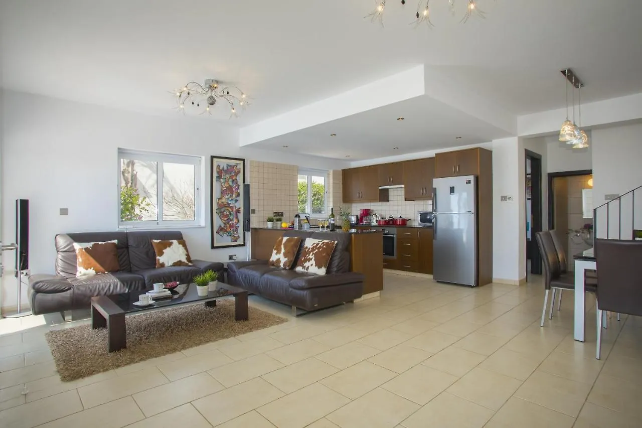 Ayia Thekla Sea Front Villa Ayia Napa Cypern